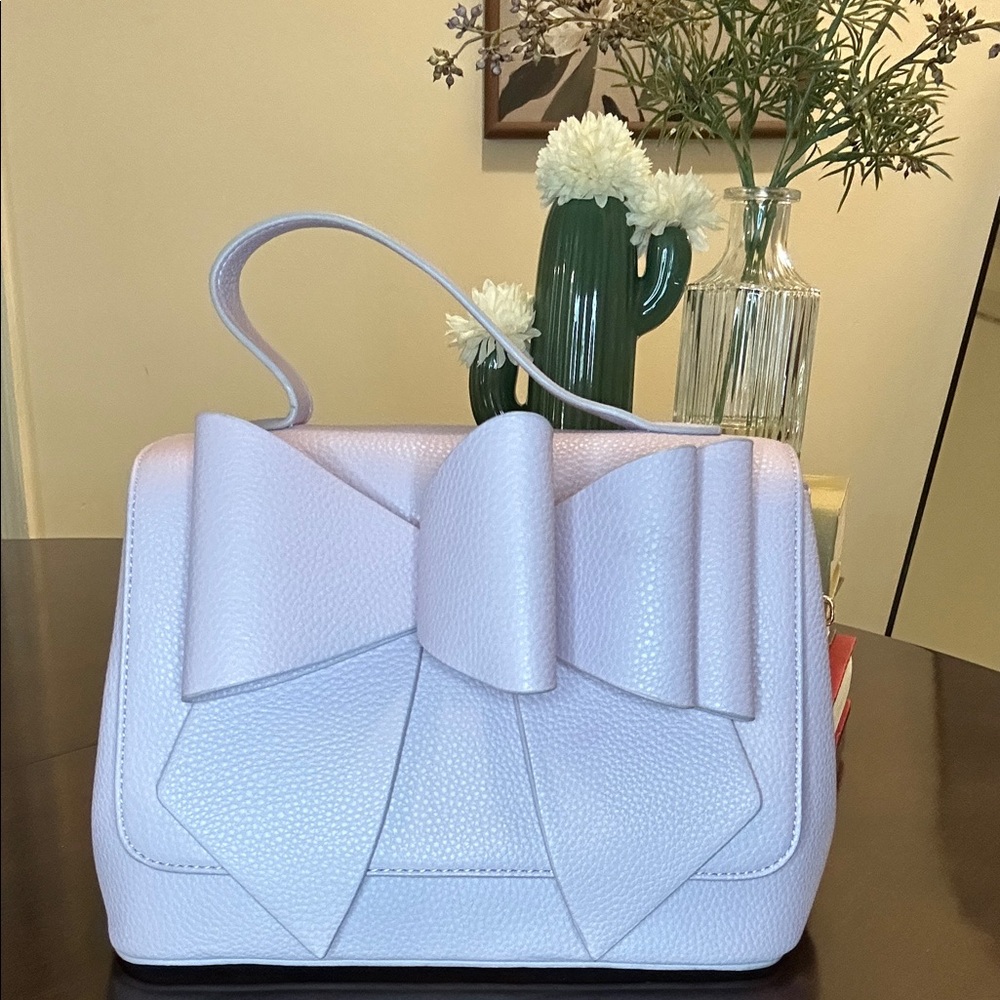Chic Pastel Bow Shoulder Bag